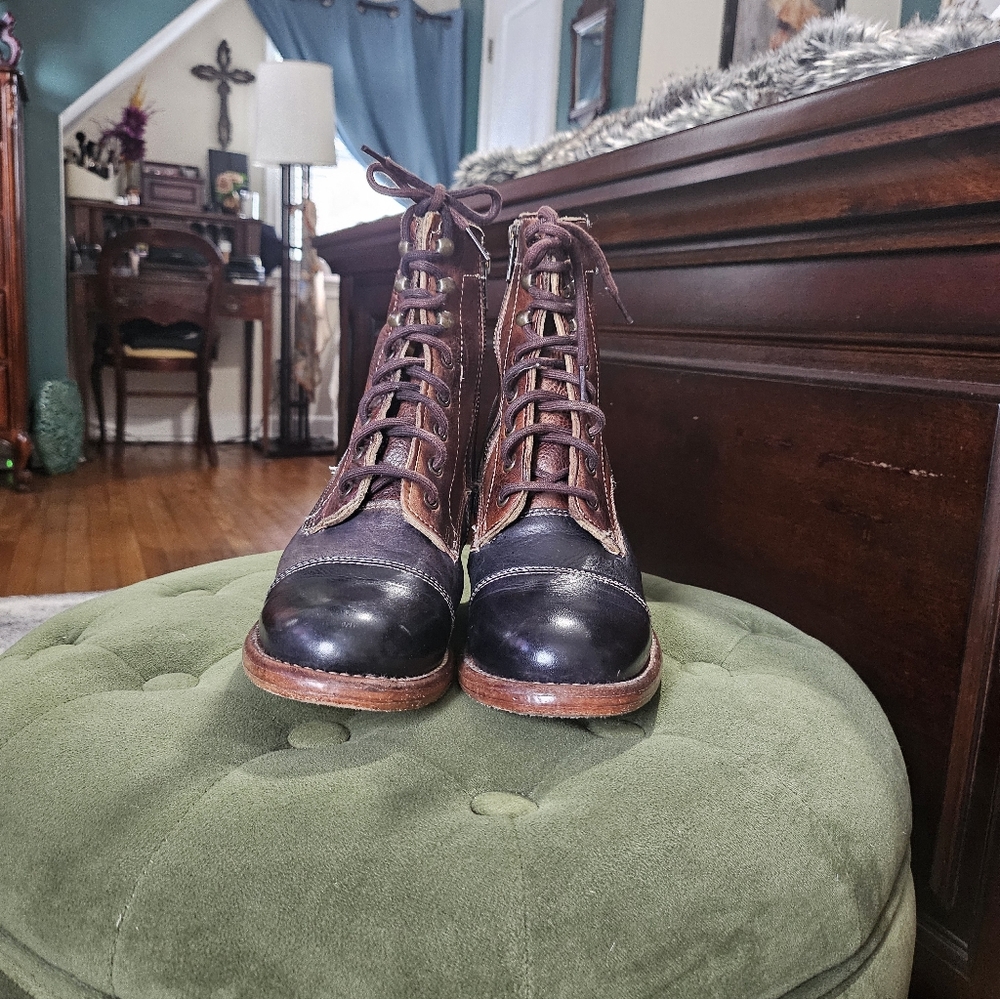 Bedstu Multi-colored Judgement Boots